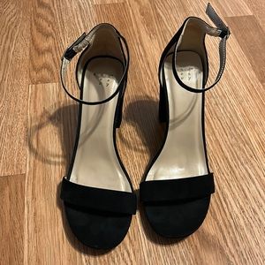 Women’s black heels